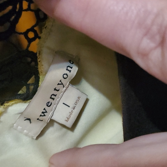 Twenty One brand Summer Dress Size l - Picture 2 of 4